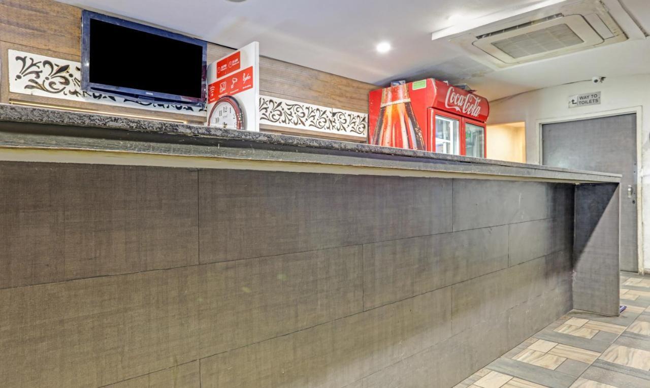 Hotel Treebo Trend Holiday Ab Road Indore